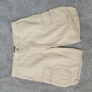 Nautica Jeans Co 34W tan plaid shorts